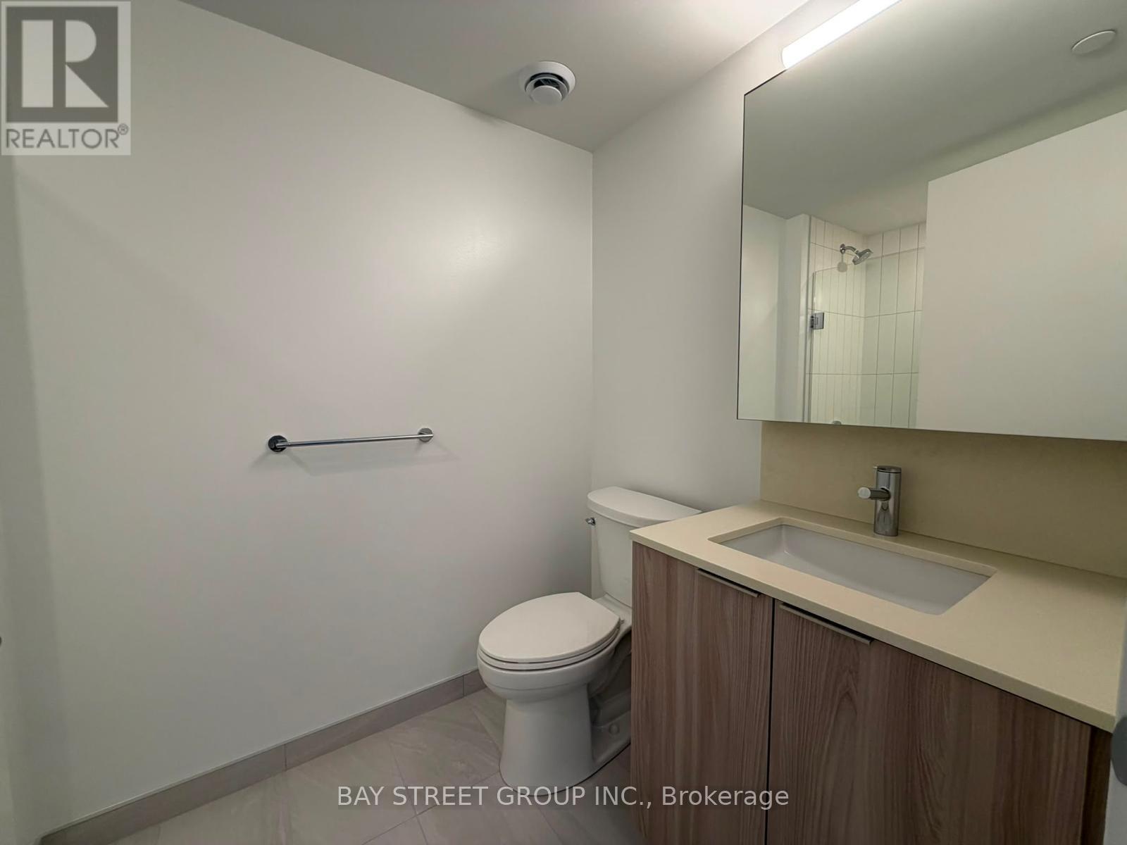 1510 - 15 David Salomon Drive, Toronto, Ontario M3C 1E7 - Photo 10 - C13664338