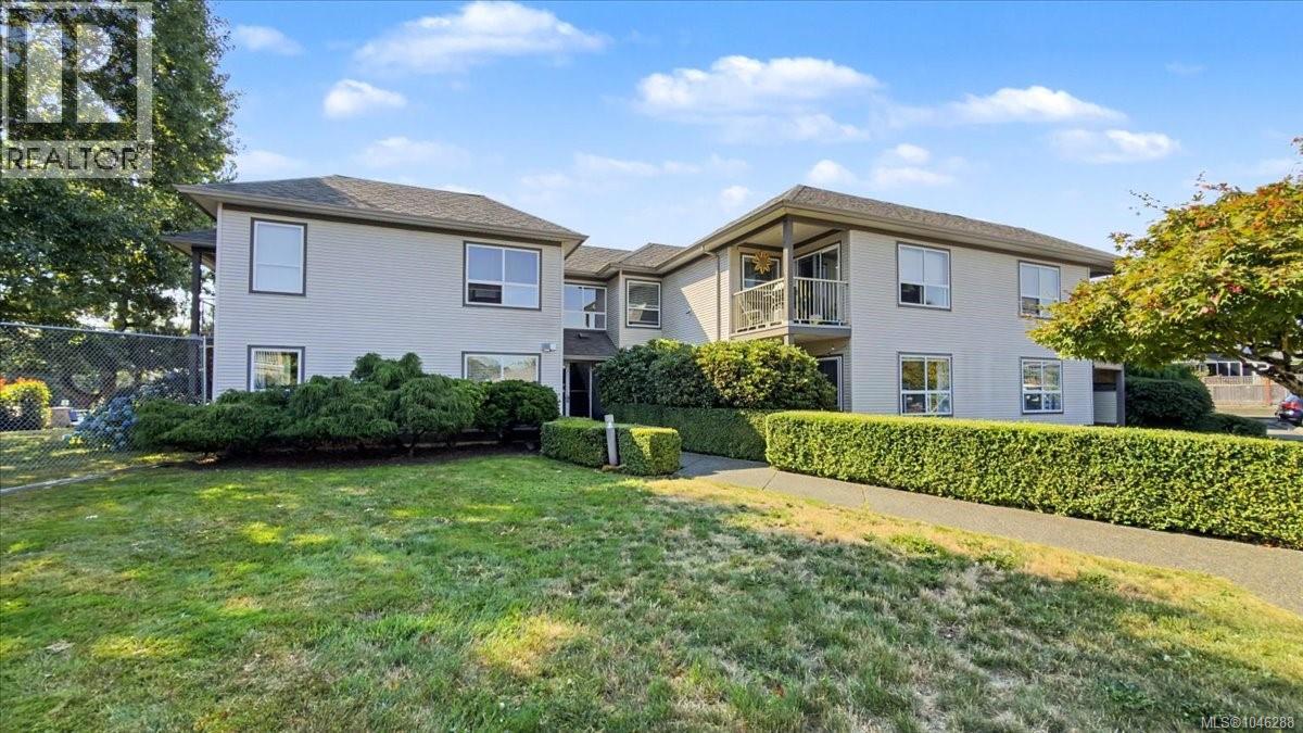202 2525 Fitzgerald Ave, Courtenay, British Columbia