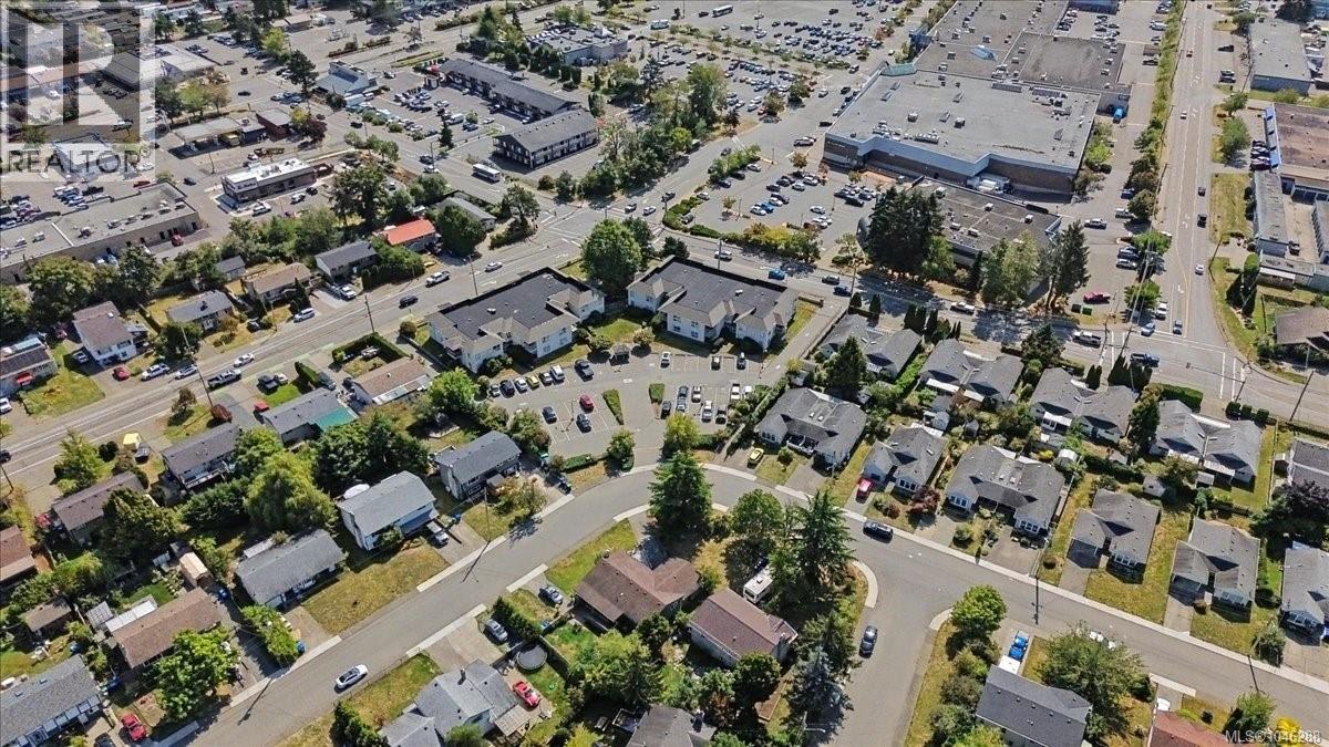 202 2525 Fitzgerald Ave, Courtenay, British Columbia  V9N 6J4 - Photo 33 - 1046288
