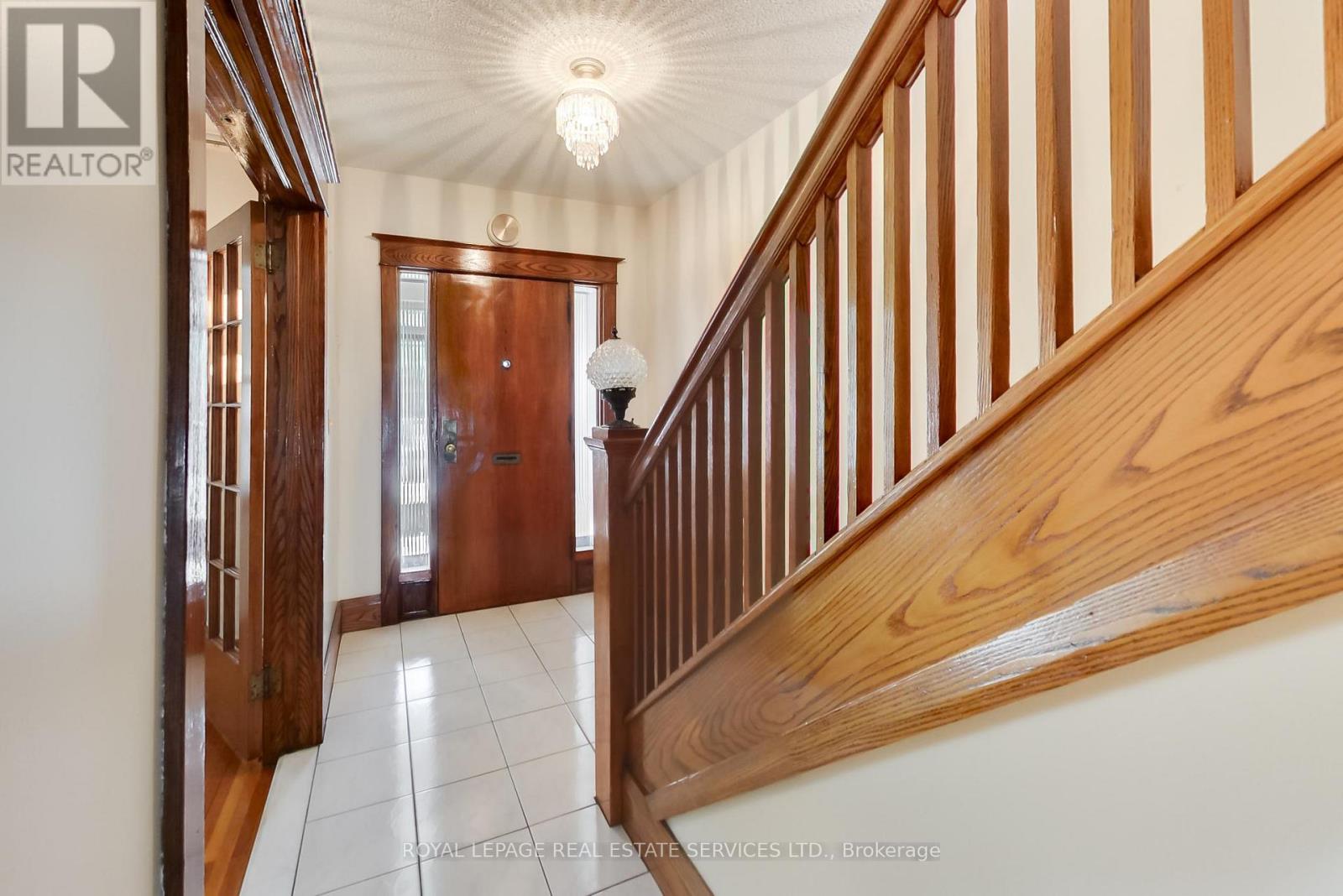 85 Dawes Road, Toronto, Ontario  M4C 5B2 - Photo 20 - E13664294