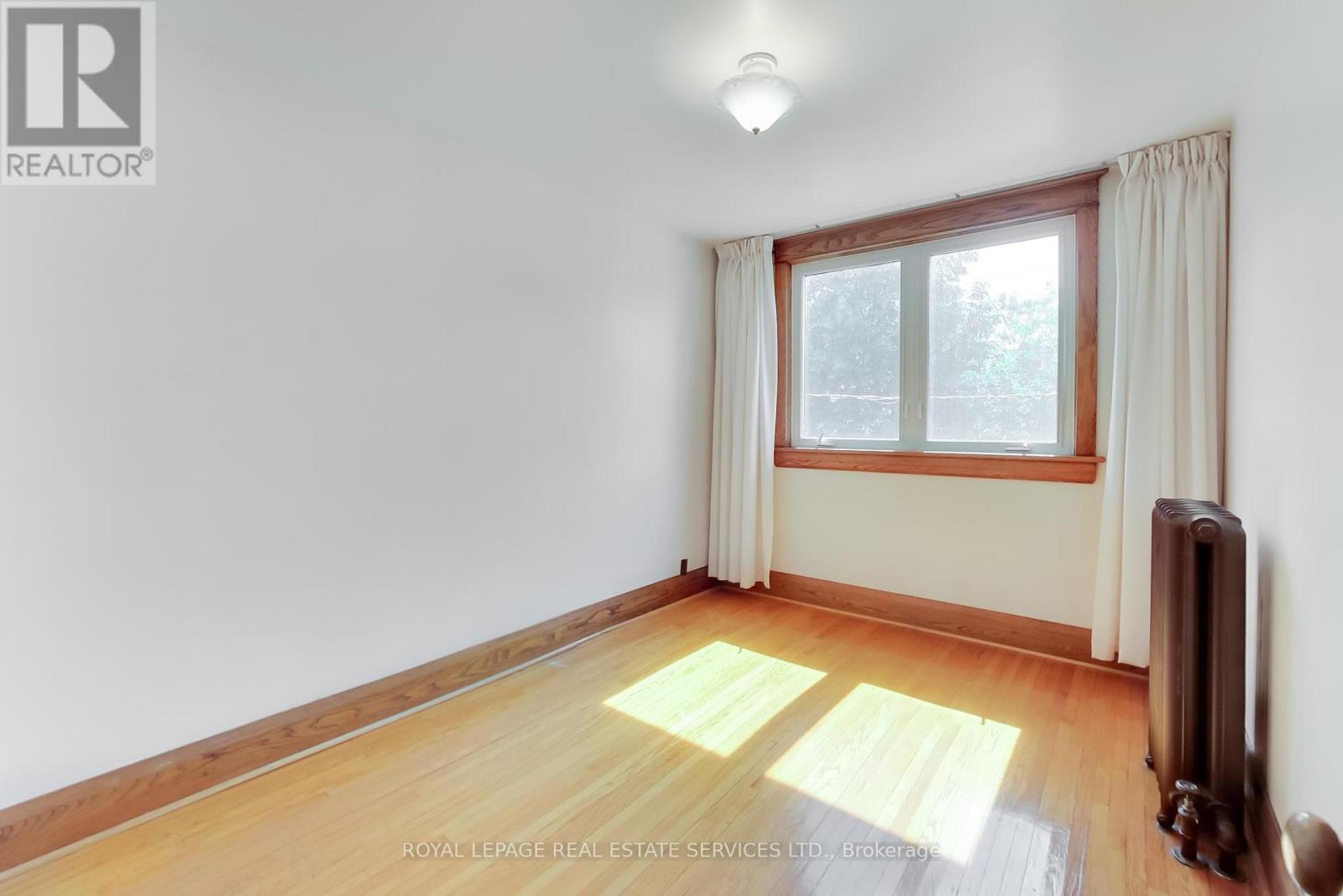 85 Dawes Road, Toronto, Ontario  M4C 5B2 - Photo 27 - E13664294