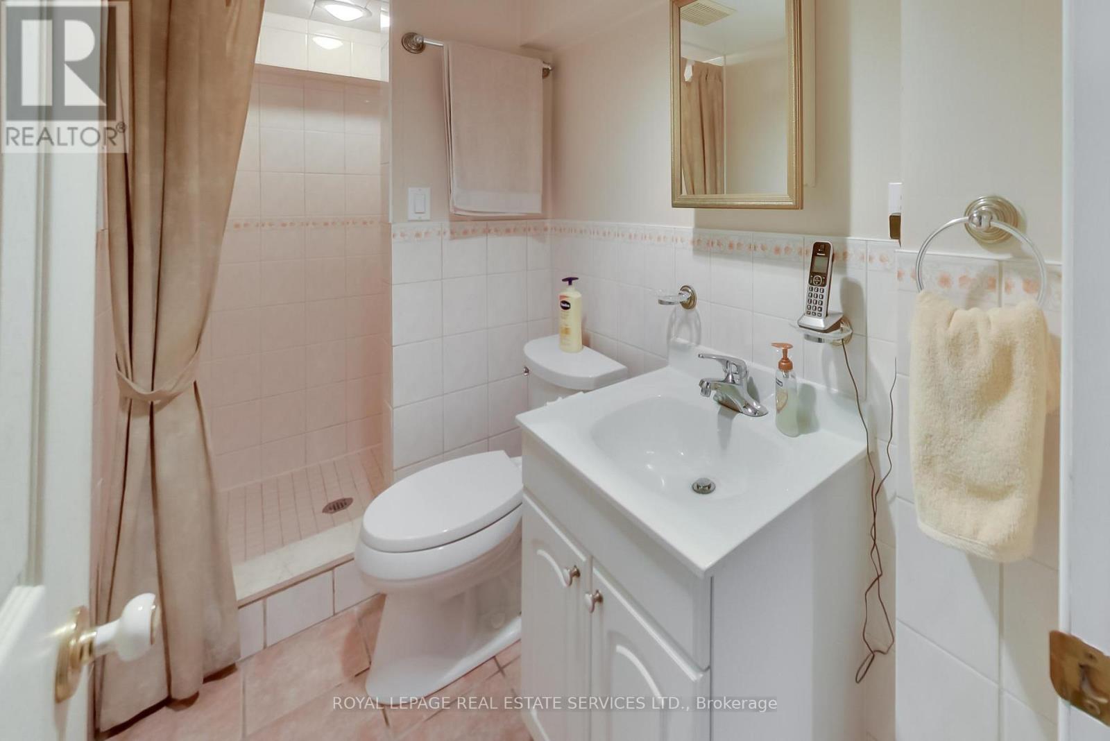 85 Dawes Road, Toronto, Ontario  M4C 5B2 - Photo 38 - E13664294