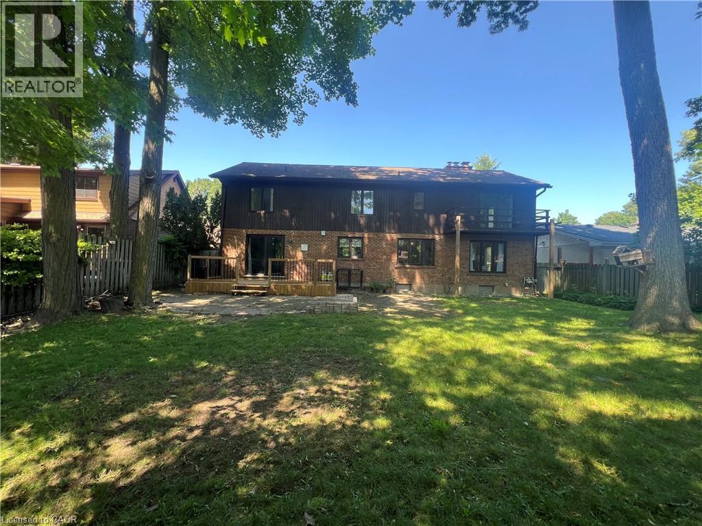 139 Gunn Avenue, Cambridge, Ontario  N3C 2Z5 - Photo 2 - 40854754