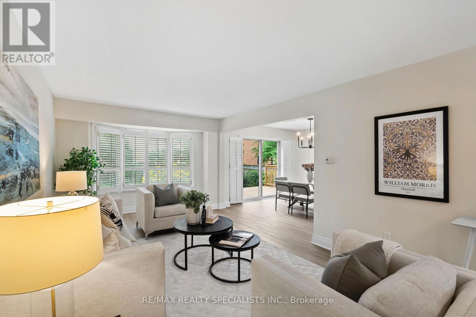 38 Springfield Way, Vaughan, Ontario  L4J 5E5 - Photo 4 - N13664196