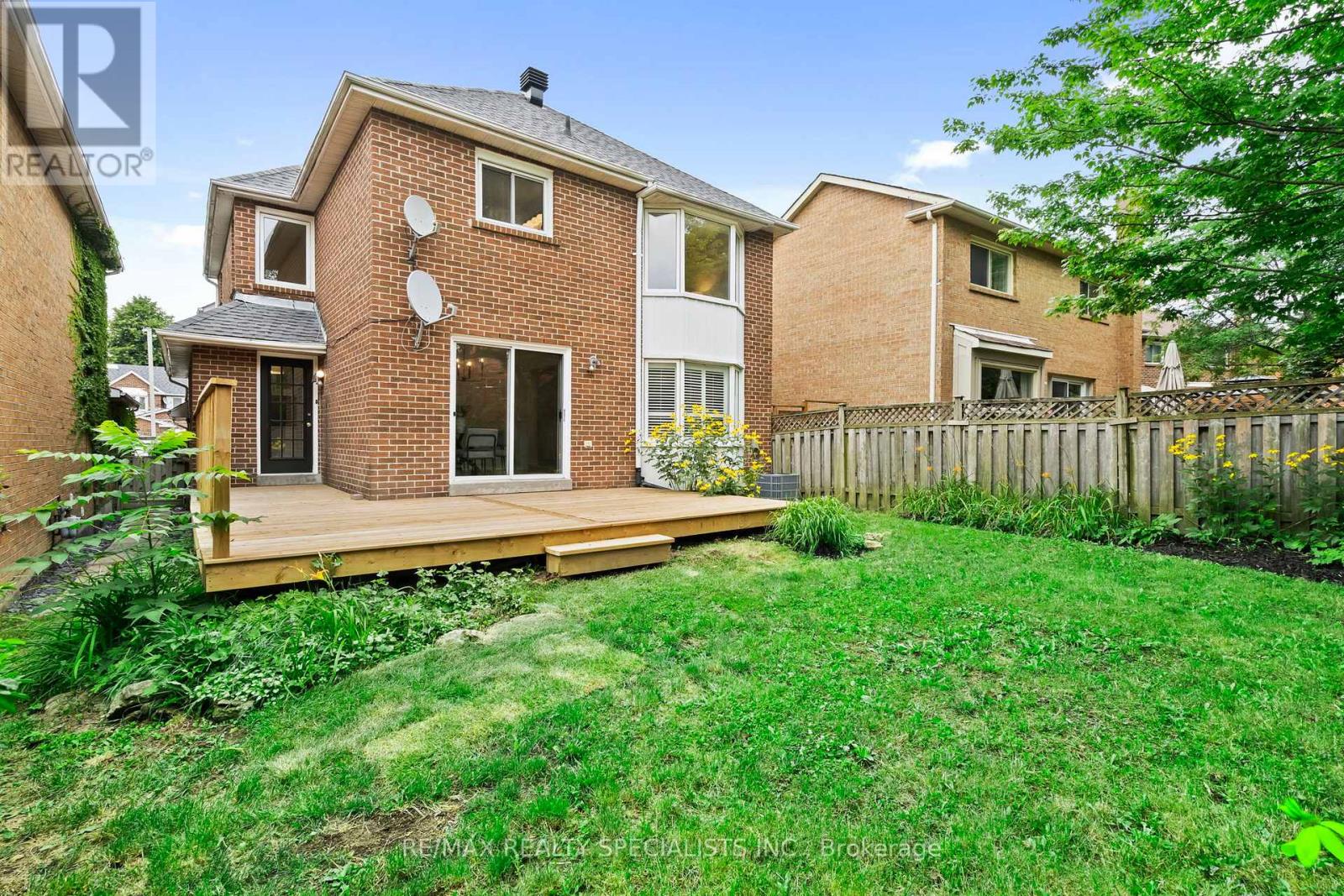 38 Springfield Way, Vaughan, Ontario  L4J 5E5 - Photo 46 - N13664196