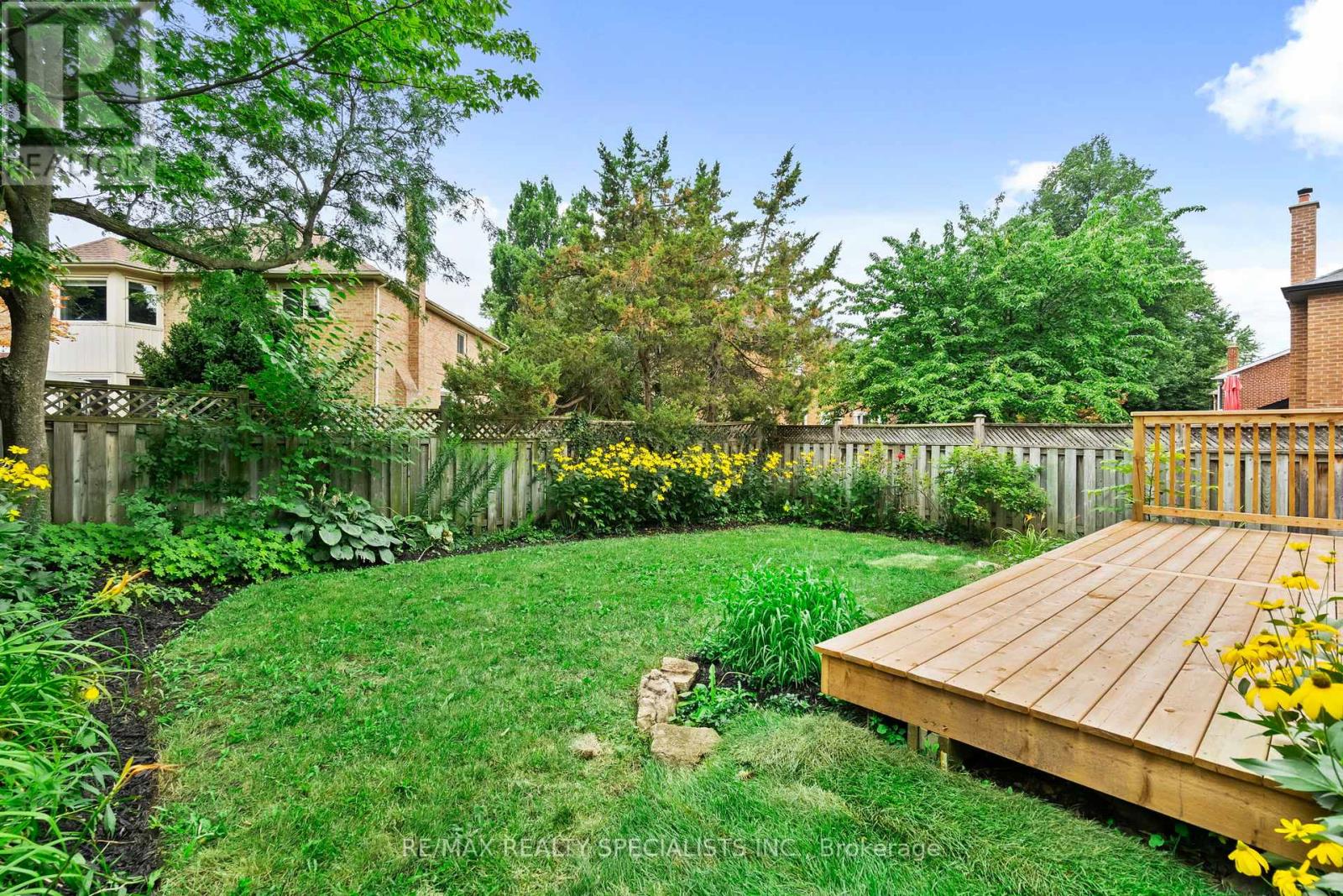 38 Springfield Way, Vaughan, Ontario  L4J 5E5 - Photo 48 - N13664196