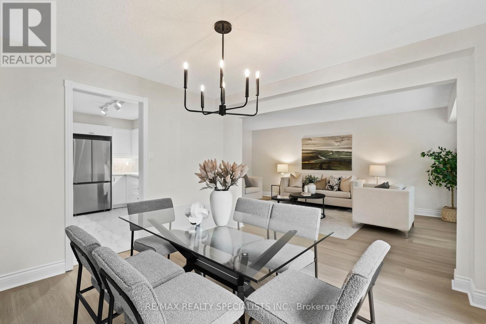 38 Springfield Way, Vaughan, Ontario  L4J 5E5 - Photo 9 - N13664196