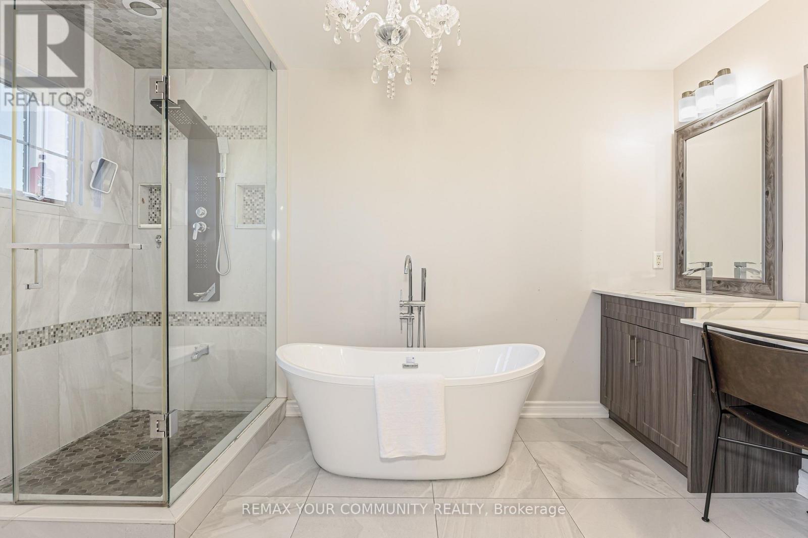 47 Vandervoort Drive, Richmond Hill, Ontario  L4E 0C7 - Photo 21 - N13664248