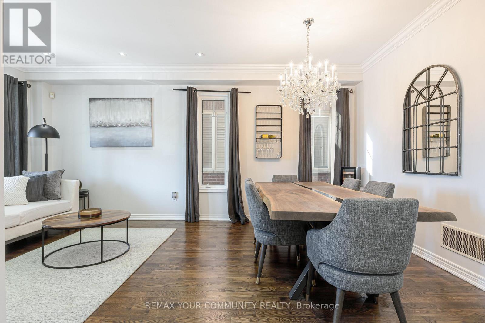47 Vandervoort Drive, Richmond Hill, Ontario  L4E 0C7 - Photo 6 - N13664248