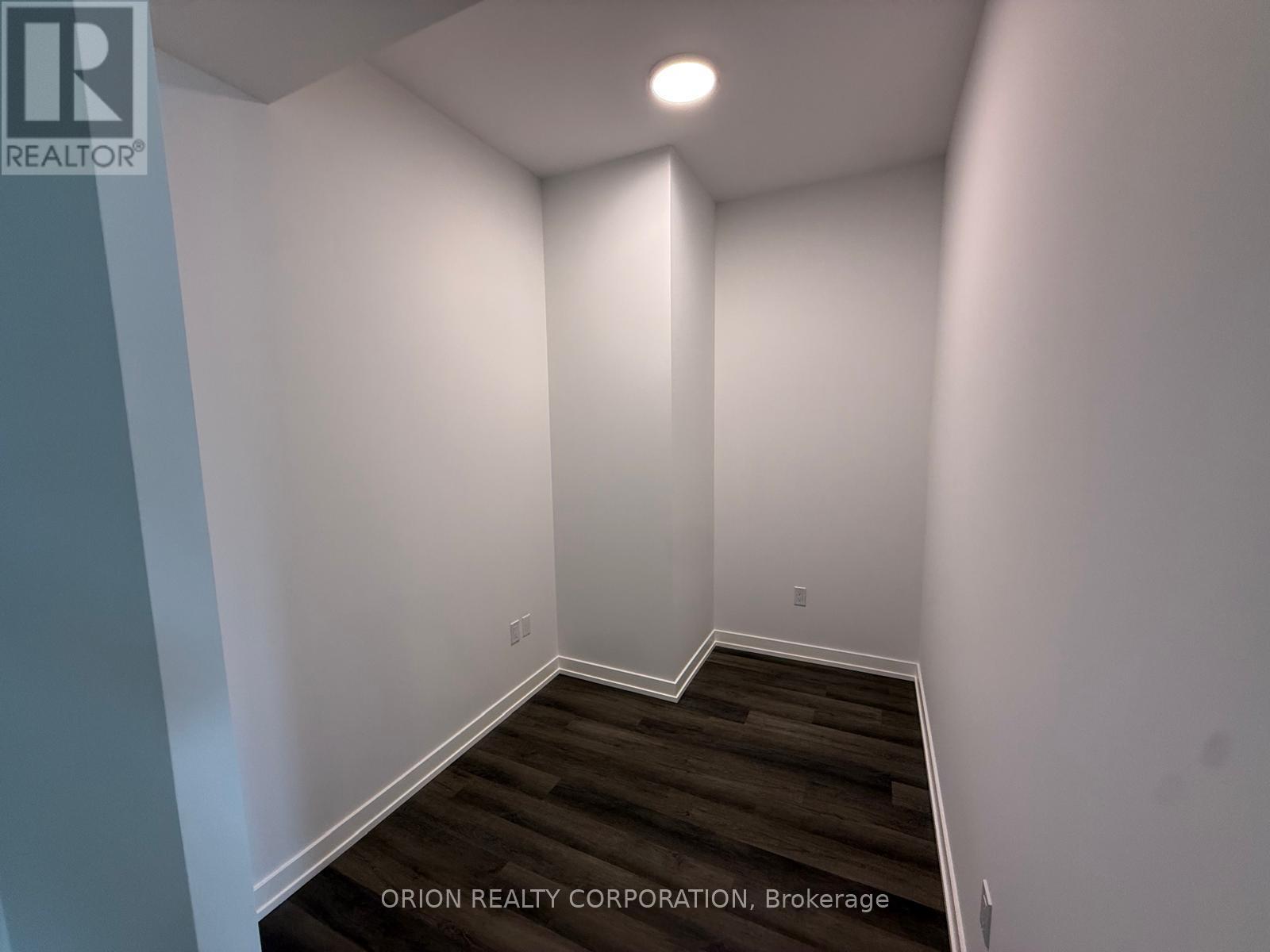 305 - 21 Meadowdale Road, Vaughan (Vaughan Corporate Centre), Ontario  L4K 0H6 - Photo 10 - N13664306