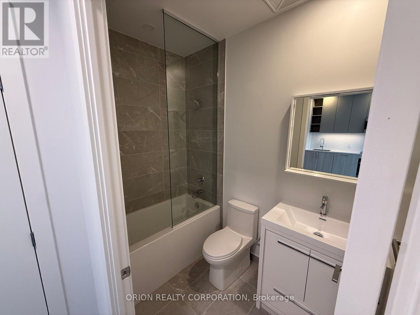 305 - 21 Meadowdale Road, Vaughan (Vaughan Corporate Centre), Ontario  L4K 0H6 - Photo 9 - N13664306