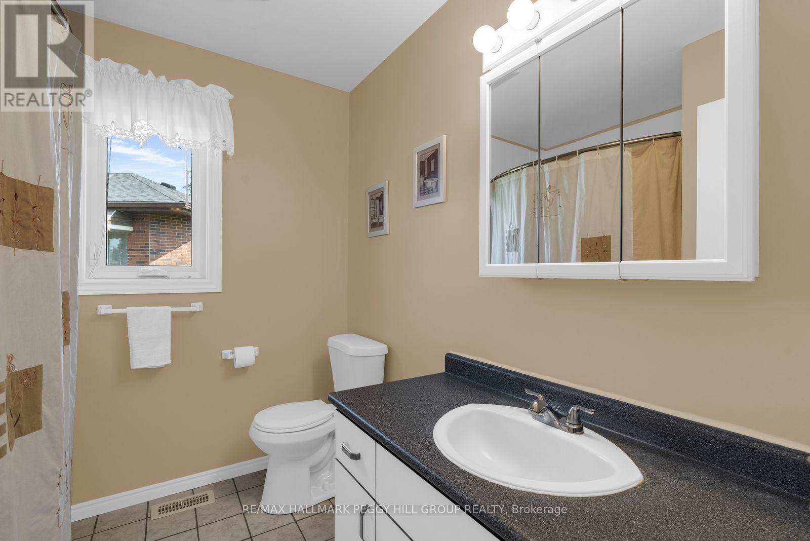 5 Allan Court, Springwater (Elmvale), Ontario  L0L 1P0 - Photo 10 - S13664286