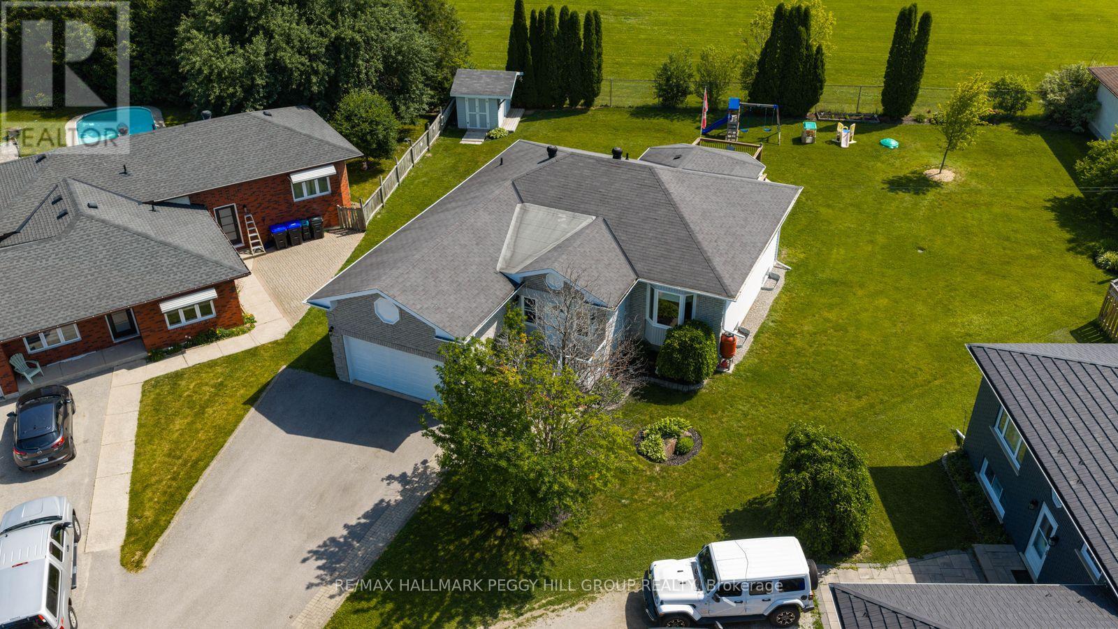 5 Allan Court, Springwater (Elmvale), Ontario  L0L 1P0 - Photo 2 - S13664286