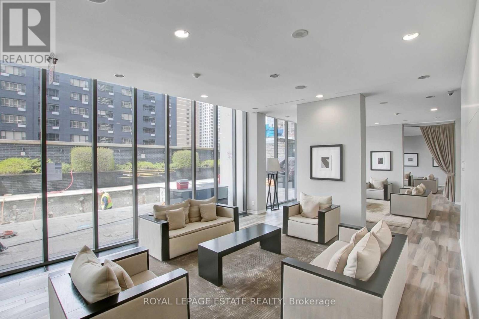910 - 33 Charles Street E, Toronto, Ontario M4Y 0A2 - Photo 13 - C13660810