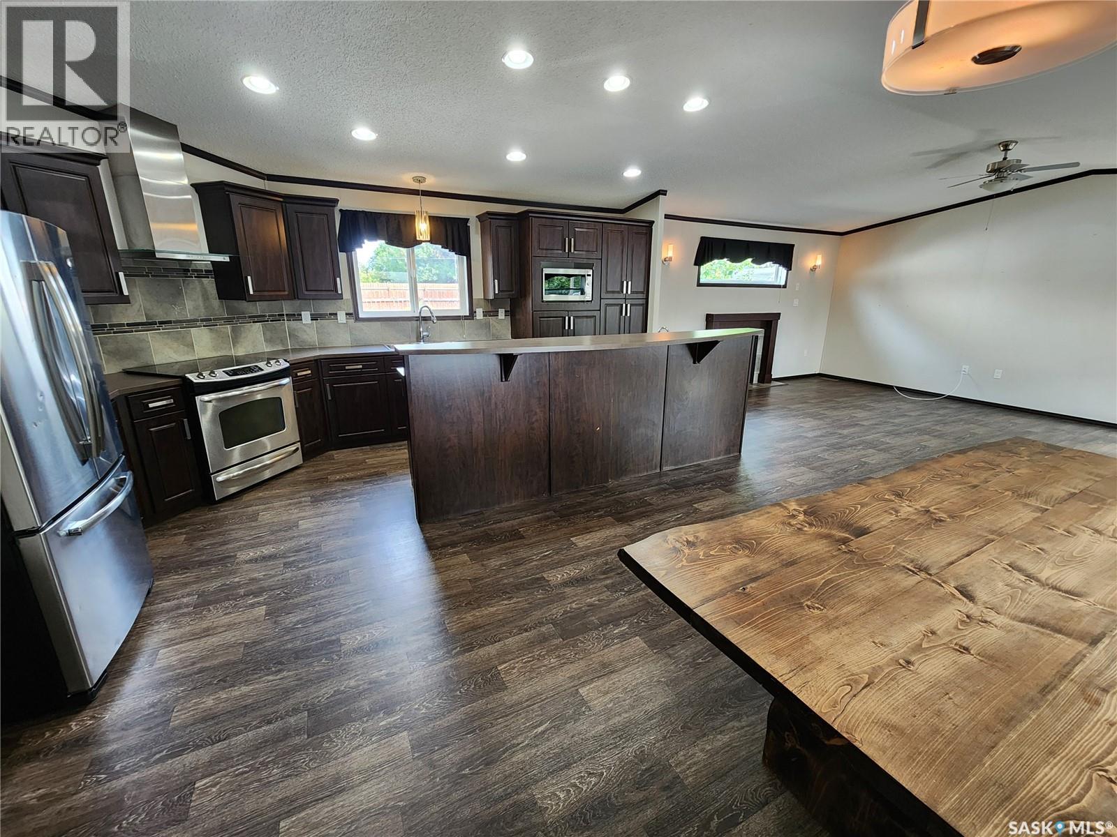 417 Young Street, Bienfait, Saskatchewan  S0C 0M0 - Photo 15 - SK045283