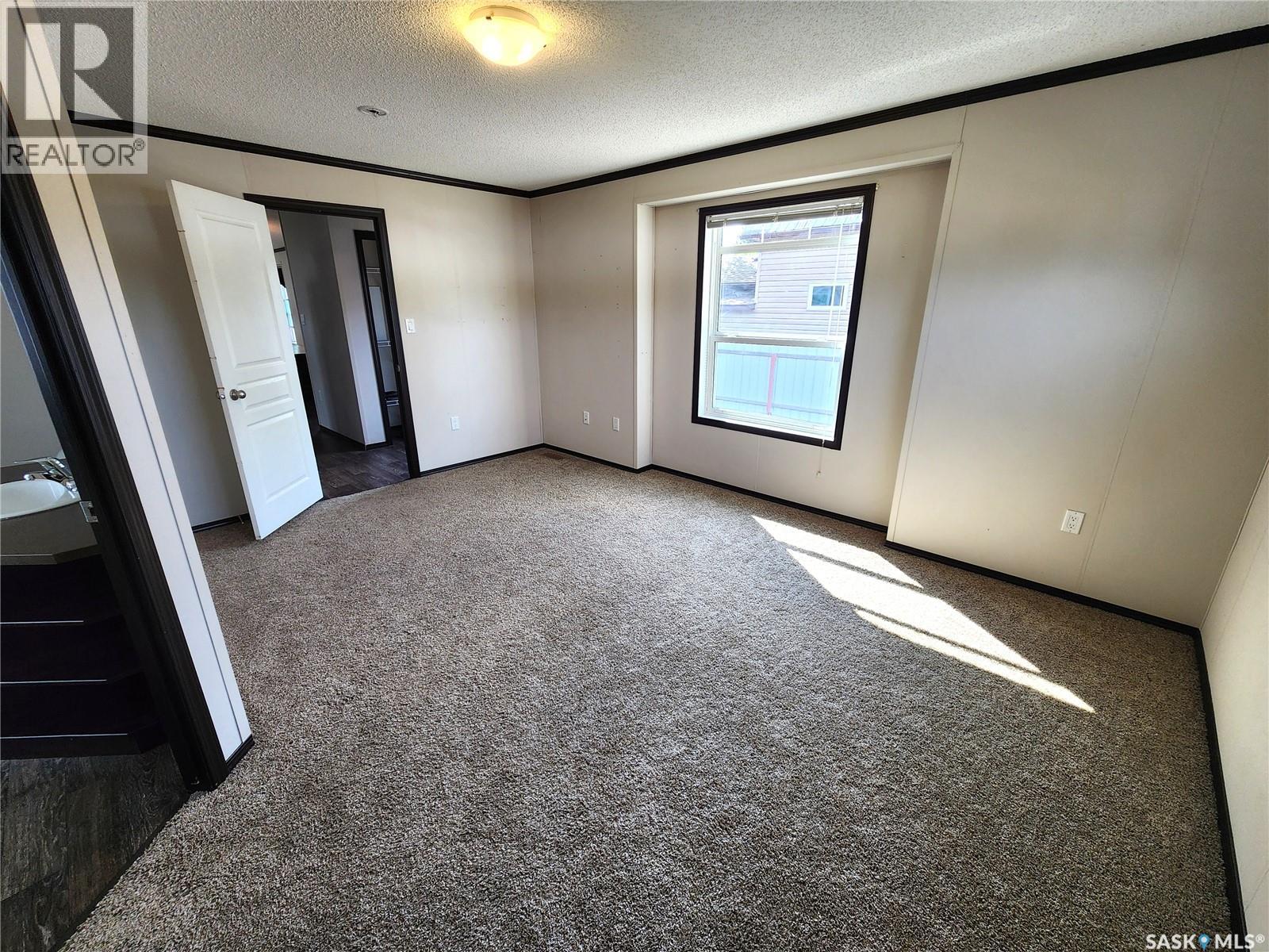 417 Young Street, Bienfait, Saskatchewan  S0C 0M0 - Photo 19 - SK045283