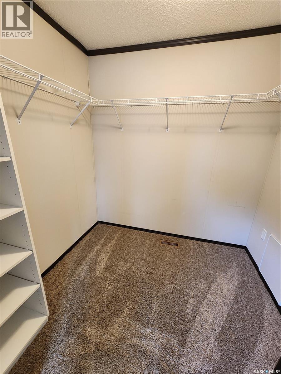 417 Young Street, Bienfait, Saskatchewan  S0C 0M0 - Photo 23 - SK045283