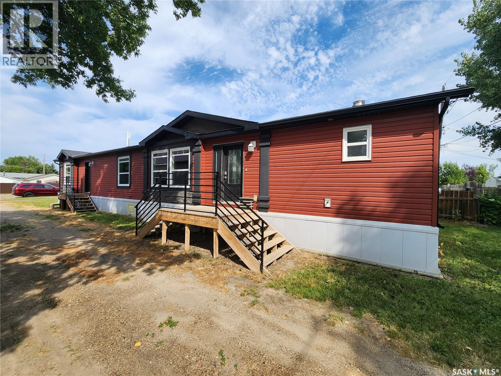 417 Young Street, Bienfait, Saskatchewan  S0C 0M0 - Photo 31 - SK045283