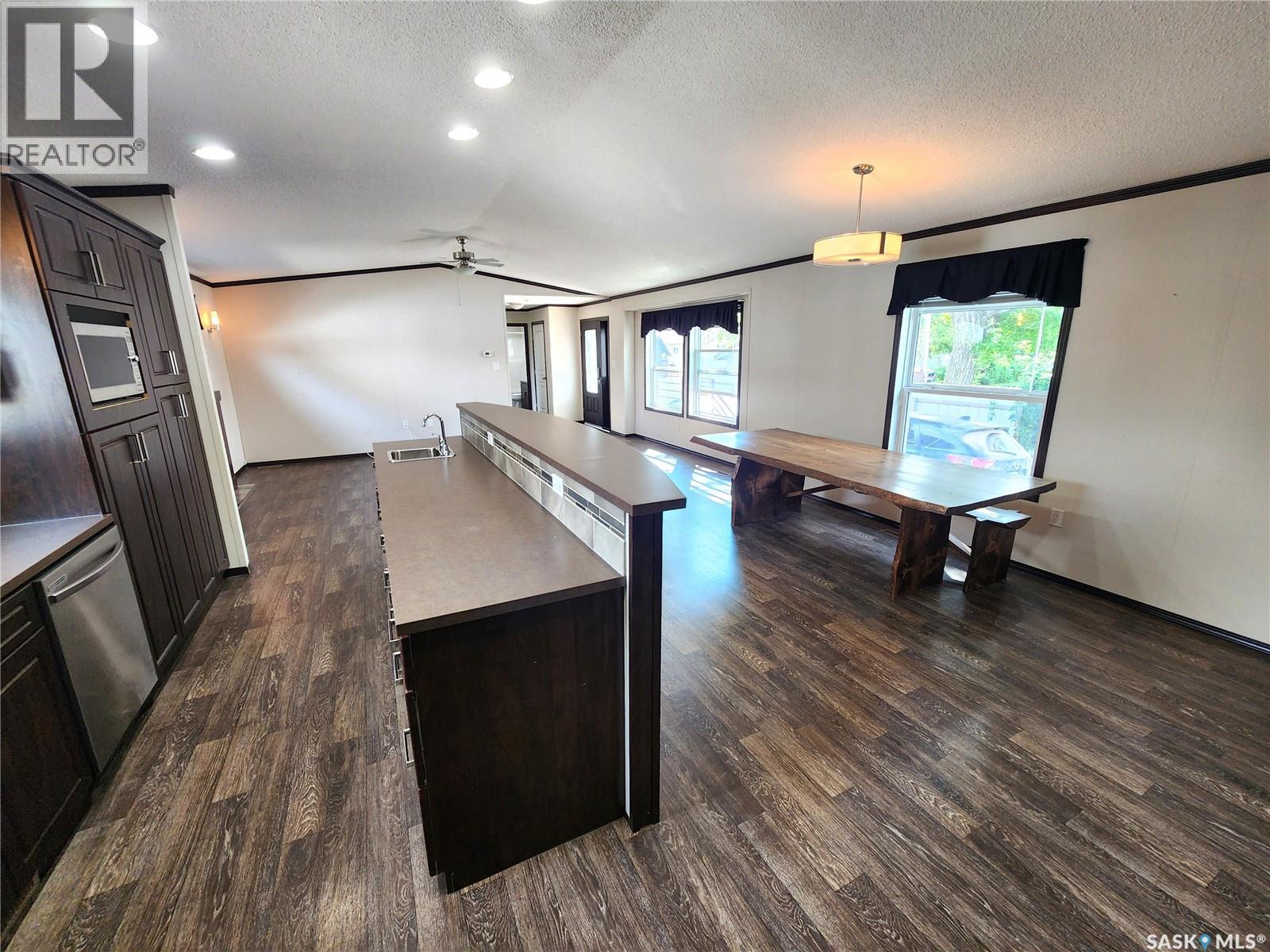 417 Young Street, Bienfait, Saskatchewan  S0C 0M0 - Photo 8 - SK045283