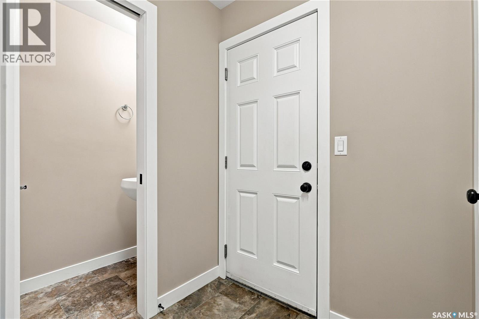 229 Wall Street, Dalmeny, Saskatchewan  S0K 1E0 - Photo 17 - SK045256