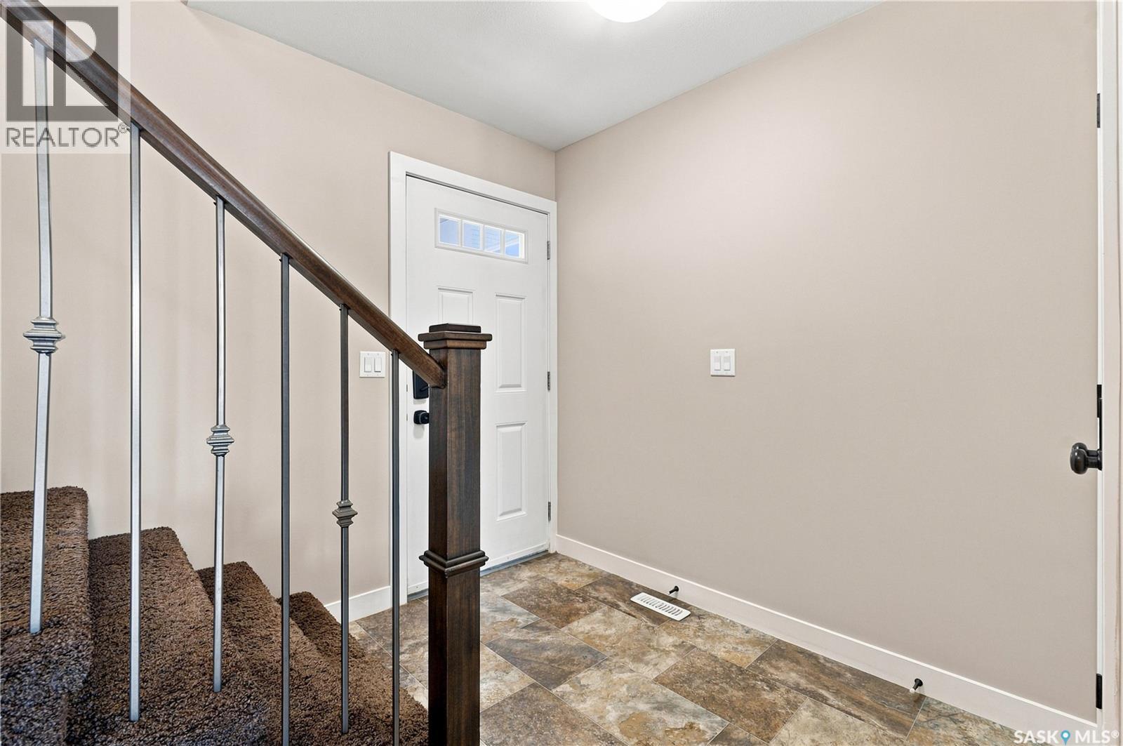 229 Wall Street, Dalmeny, Saskatchewan  S0K 1E0 - Photo 4 - SK045256