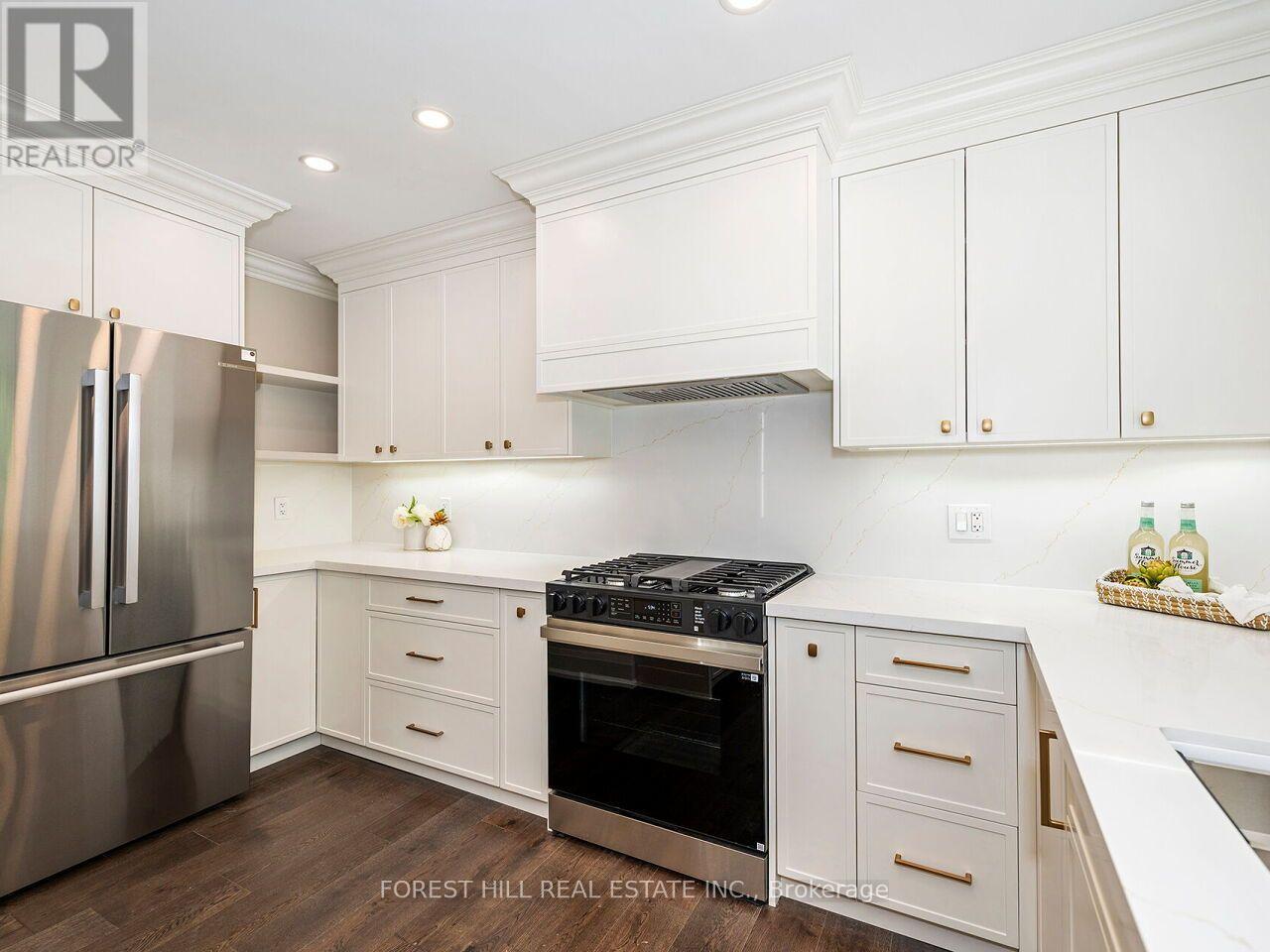 3582 GALLAGER DRIVE Mississauga (Erindale), ON L5C 2N6