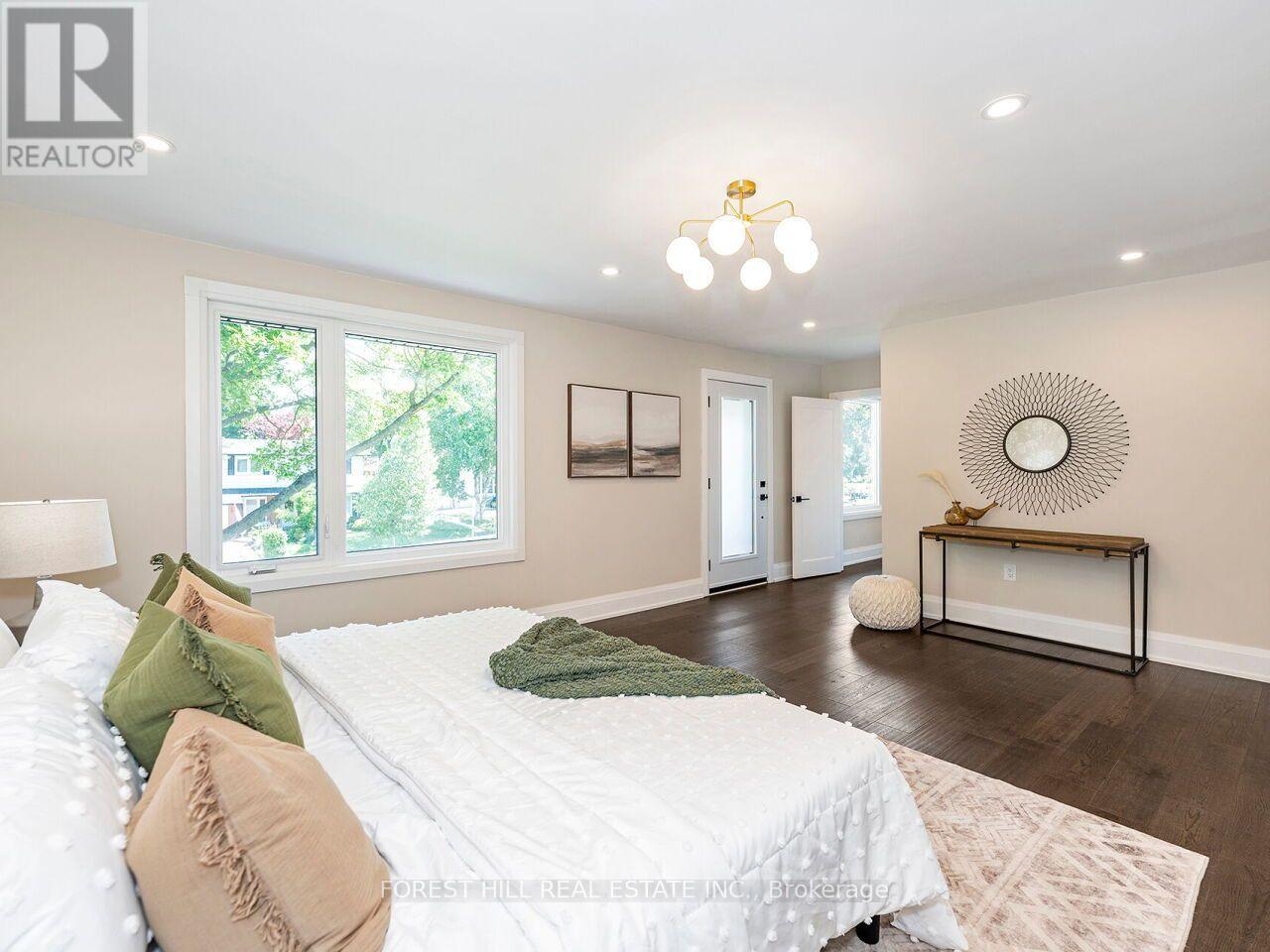 3582 GALLAGER DRIVE Mississauga (Erindale), ON L5C 2N6