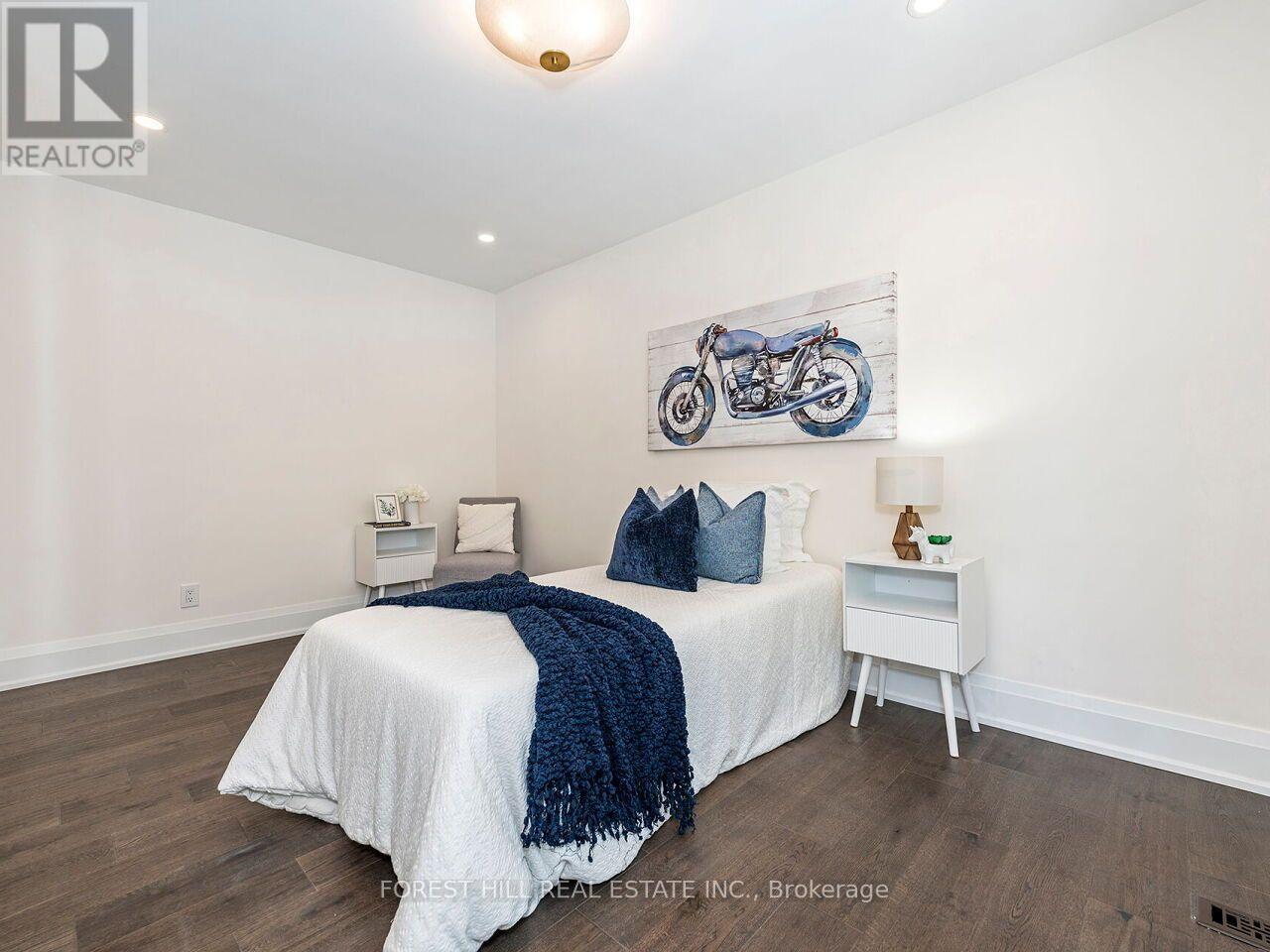 3582 GALLAGER DRIVE Mississauga (Erindale), ON L5C 2N6