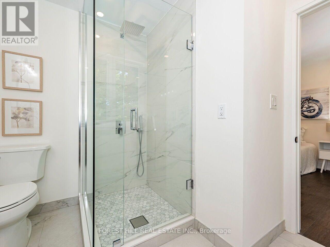 3582 GALLAGER DRIVE Mississauga (Erindale), ON L5C 2N6