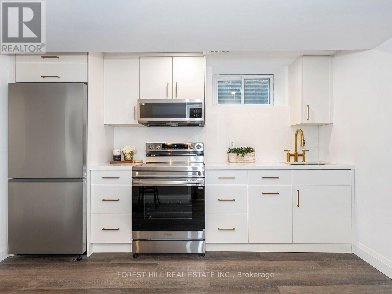 3582 GALLAGER DRIVE Mississauga (Erindale), ON L5C 2N6