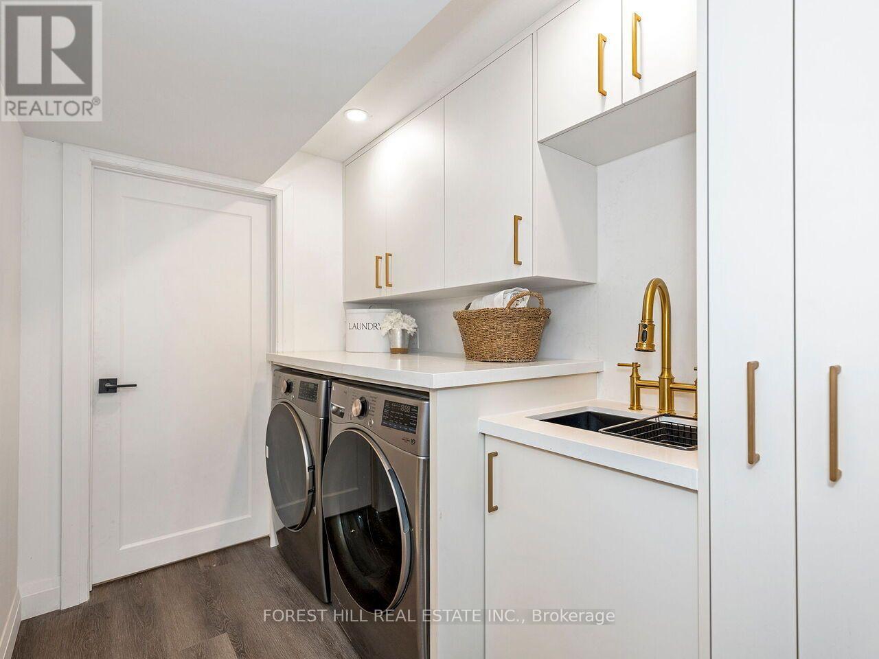 3582 GALLAGER DRIVE Mississauga (Erindale), ON L5C 2N6