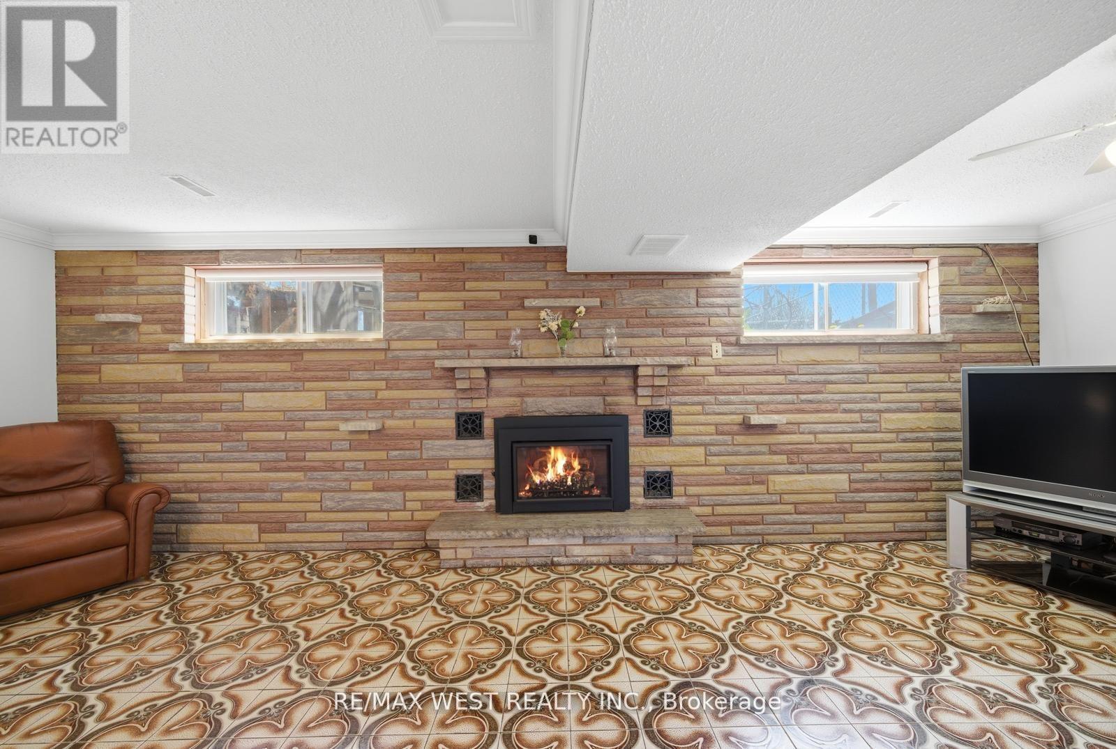 111 Shoreham Drive, Toronto, Ontario  M3N 1S8 - Photo 23 - W13664186