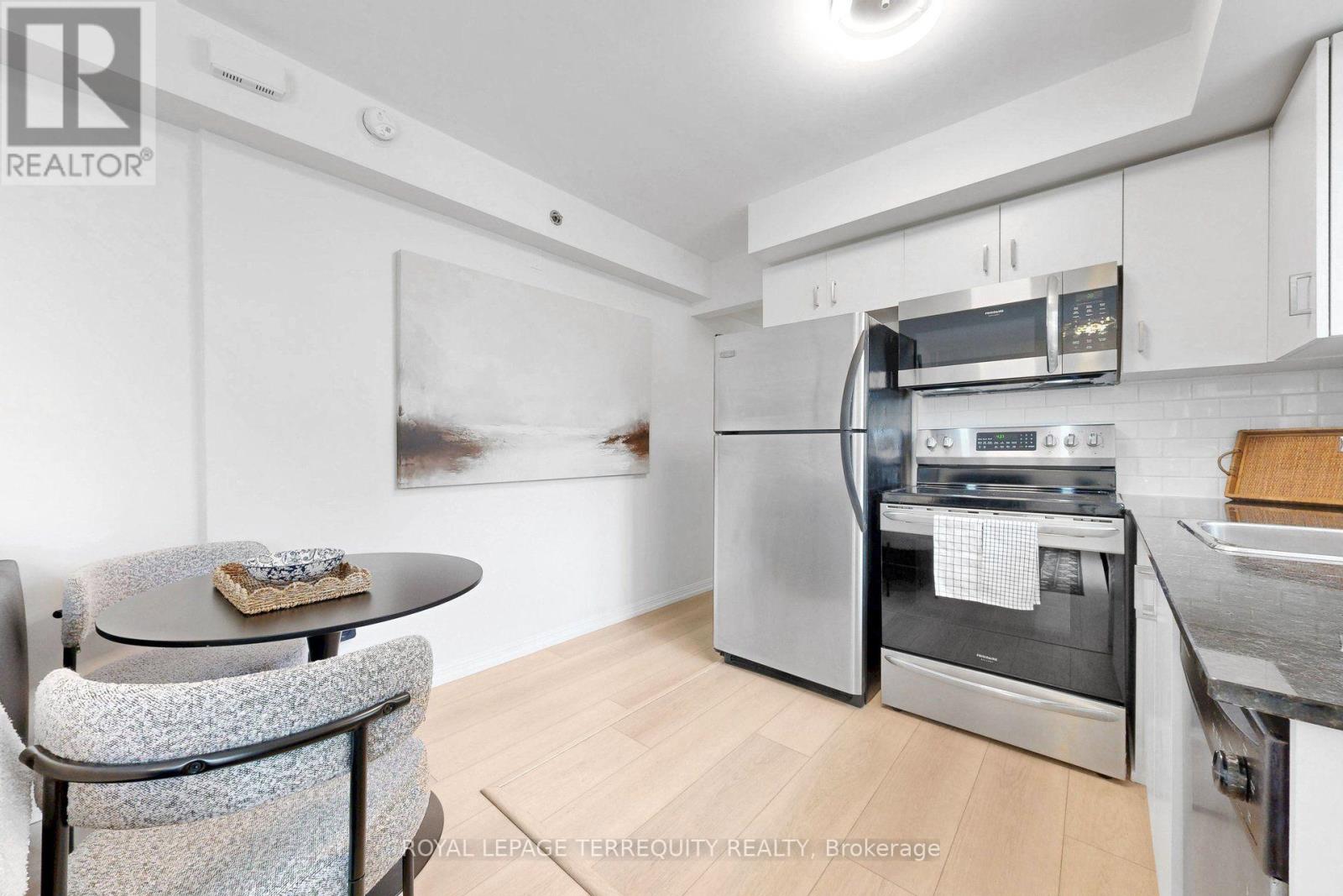 1501c - 26 Laidlaw Street, Toronto, Ontario M6K 1X2 - Photo 6 - W13664188