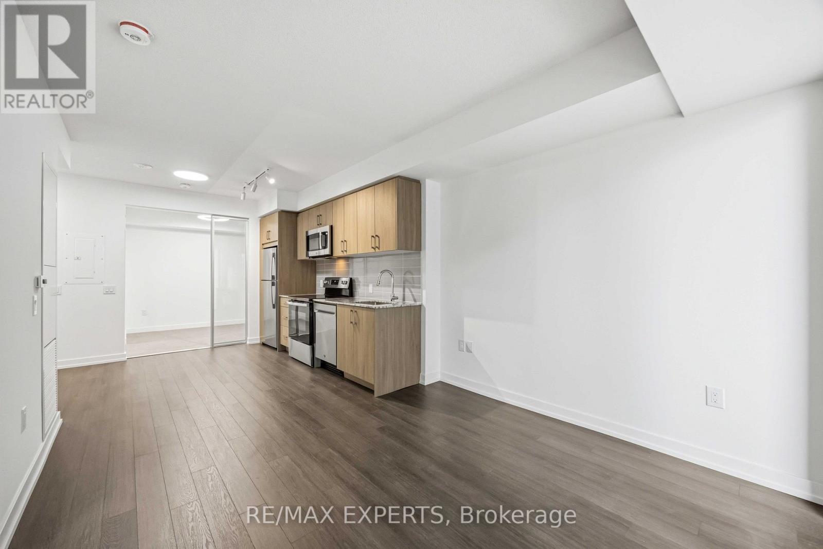 320 - 4010 Eglinton Avenue W, Toronto, Ontario  M9P 1A6 - Photo 11 - W13664258
