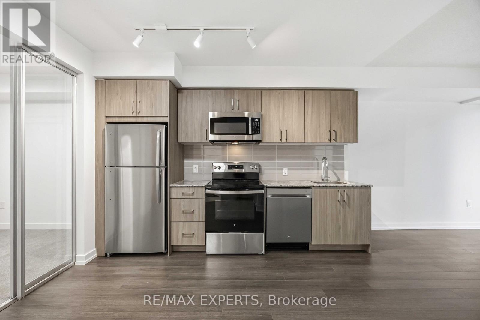 320 - 4010 Eglinton Avenue W, Toronto, Ontario  M9P 1A6 - Photo 15 - W13664258