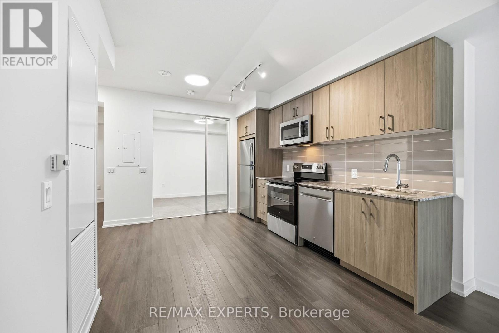 320 - 4010 Eglinton Avenue W, Toronto, Ontario  M9P 1A6 - Photo 16 - W13664258
