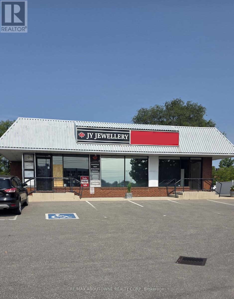 B - 207 CROSS AVENUE, Oakville, Ontario