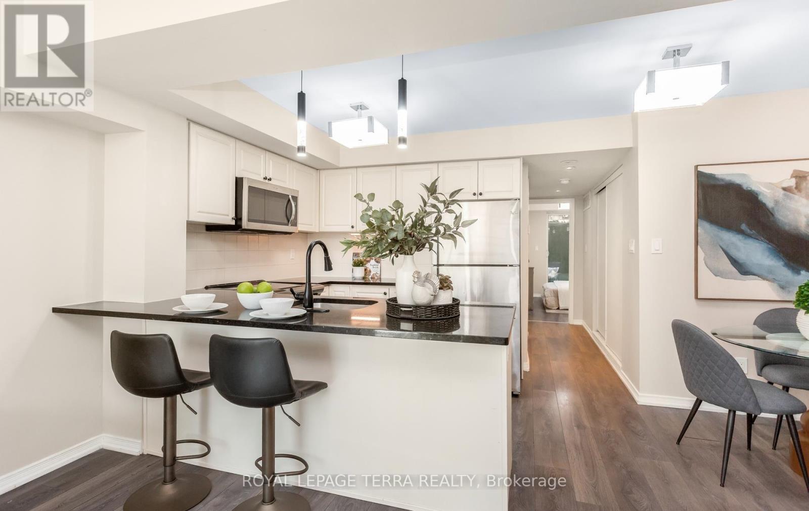 101 - 3 Applewood Lane, Toronto, Ontario M9C 0C1 - Photo 12 - W13664282