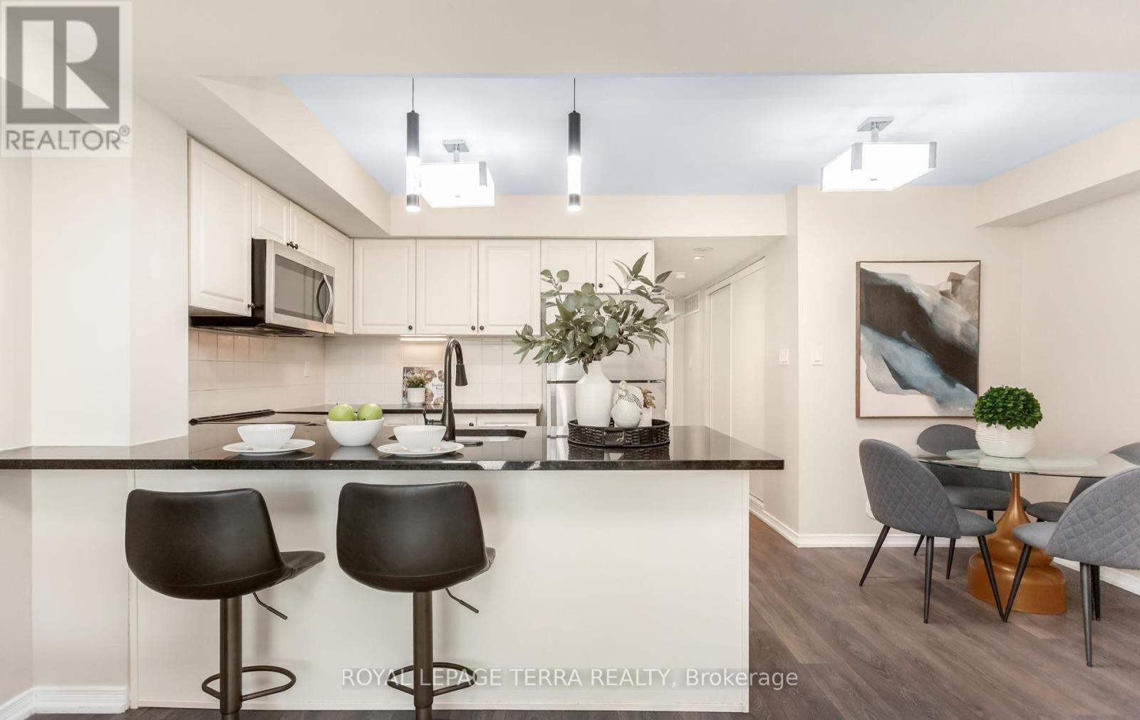 101 - 3 Applewood Lane, Toronto, Ontario M9C 0C1 - Photo 13 - W13664282