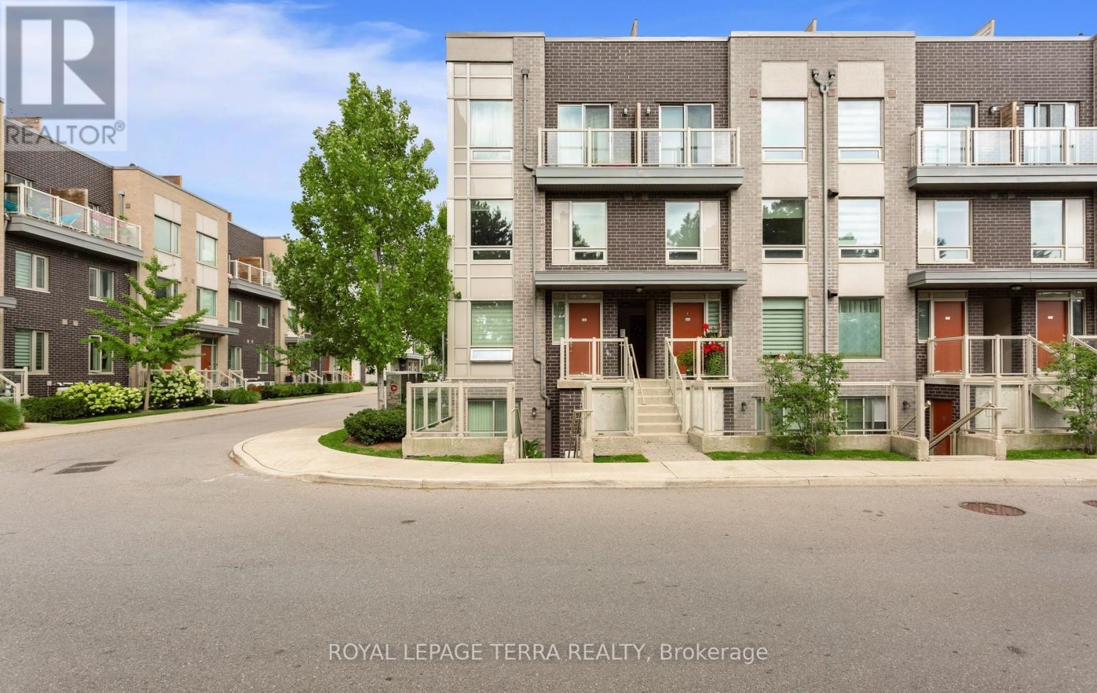 101 - 3 Applewood Lane, Toronto, Ontario M9C 0C1 - Photo 2 - W13664282