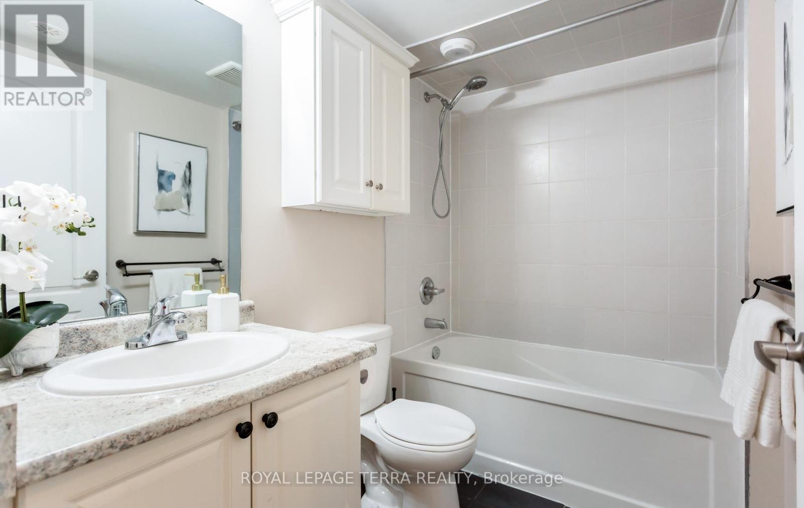101 - 3 Applewood Lane, Toronto, Ontario M9C 0C1 - Photo 22 - W13664282