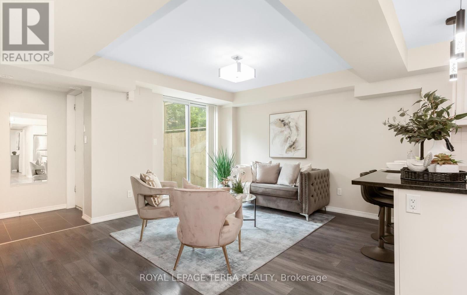 101 - 3 Applewood Lane, Toronto, Ontario M9C 0C1 - Photo 3 - W13664282