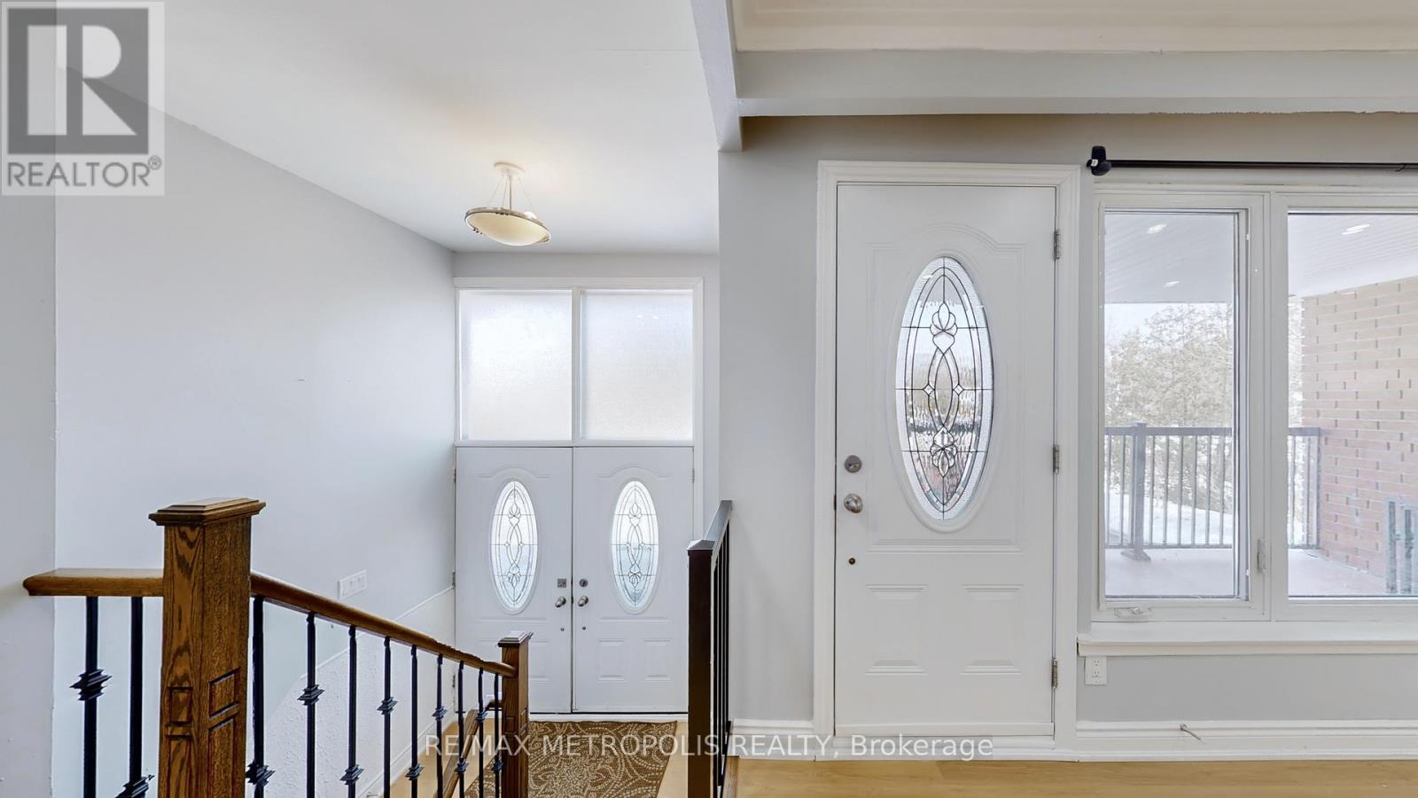 Upper - 3254 Fieldgate Drive, Mississauga, Ontario L4X 2H7 - Photo 18 - W13664326