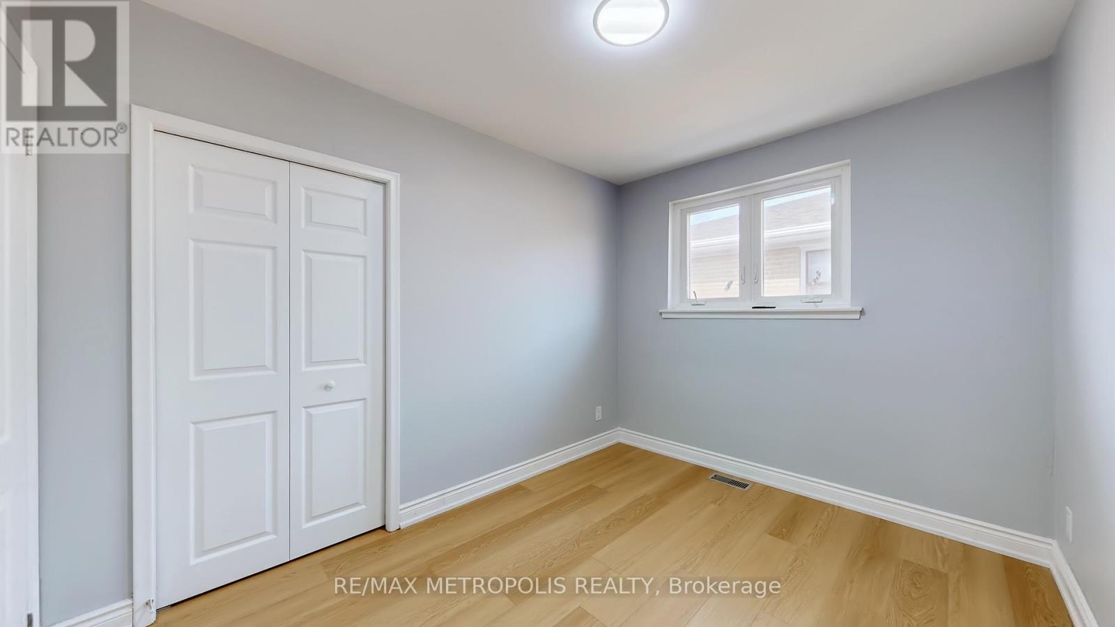 Upper - 3254 Fieldgate Drive, Mississauga, Ontario L4X 2H7 - Photo 25 - W13664326