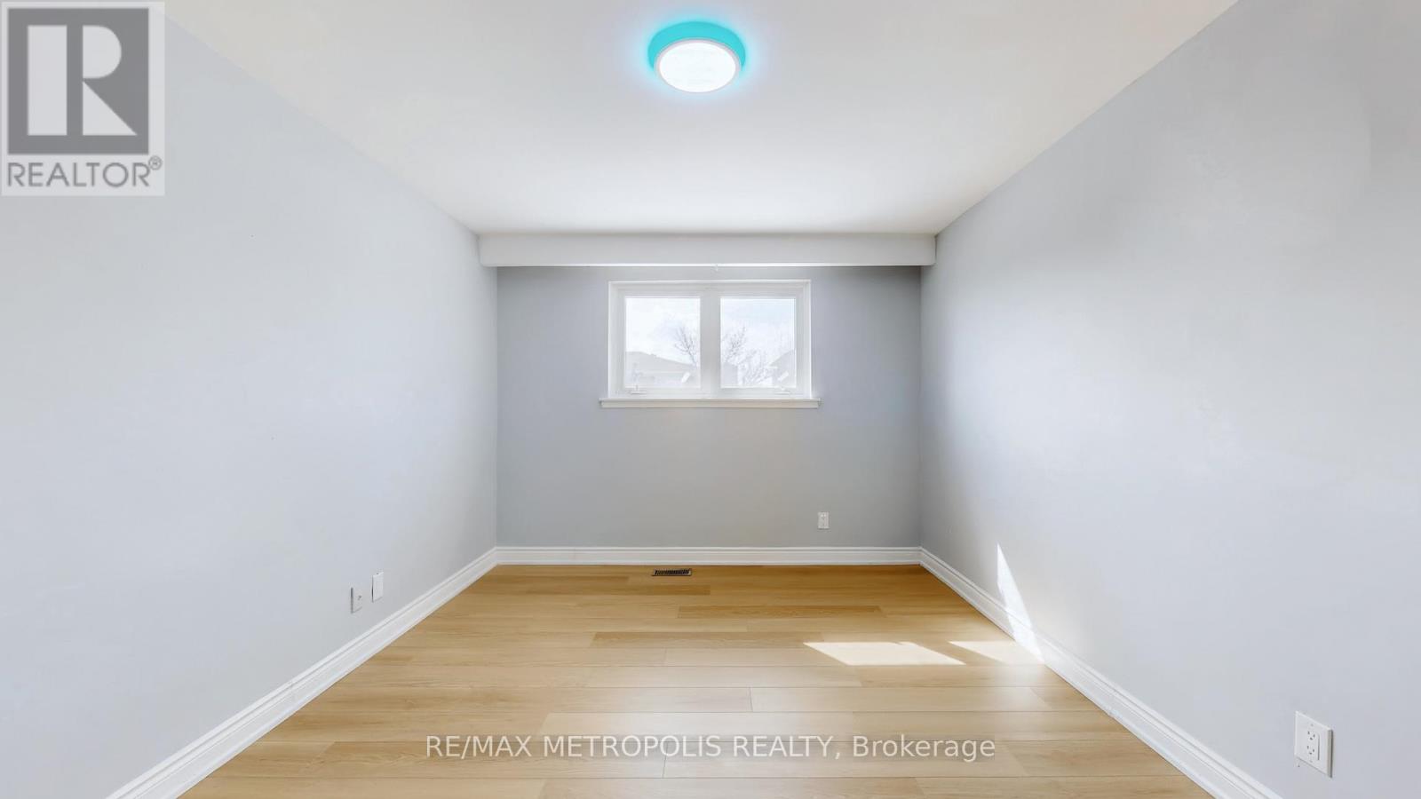 Upper - 3254 Fieldgate Drive, Mississauga, Ontario L4X 2H7 - Photo 28 - W13664326