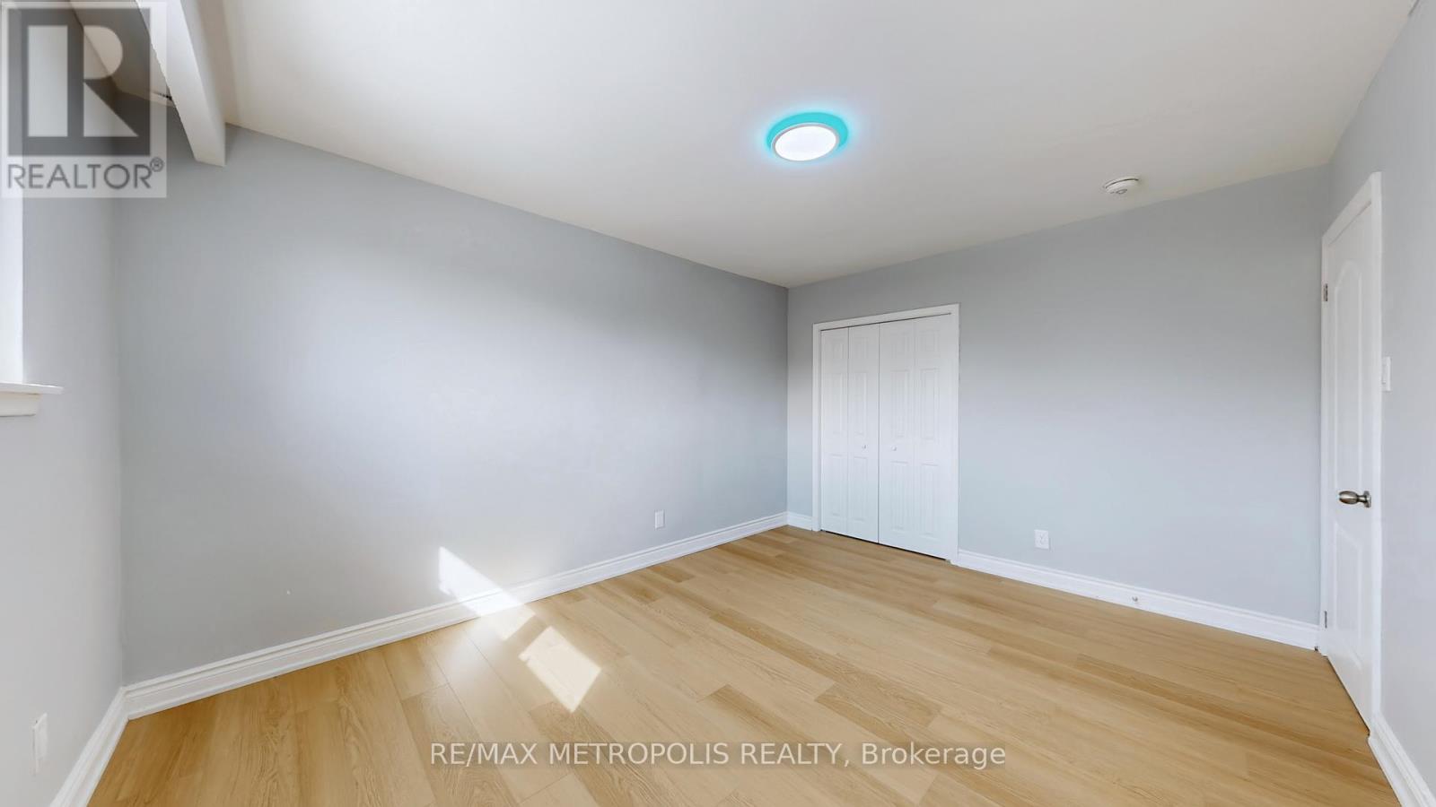 Upper - 3254 Fieldgate Drive, Mississauga, Ontario L4X 2H7 - Photo 29 - W13664326