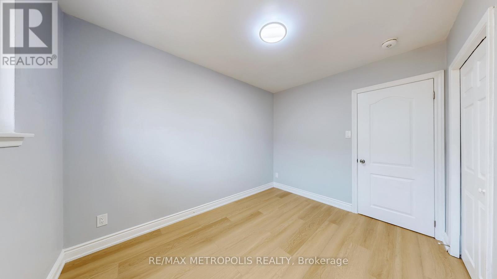 Upper - 3254 Fieldgate Drive, Mississauga, Ontario L4X 2H7 - Photo 30 - W13664326