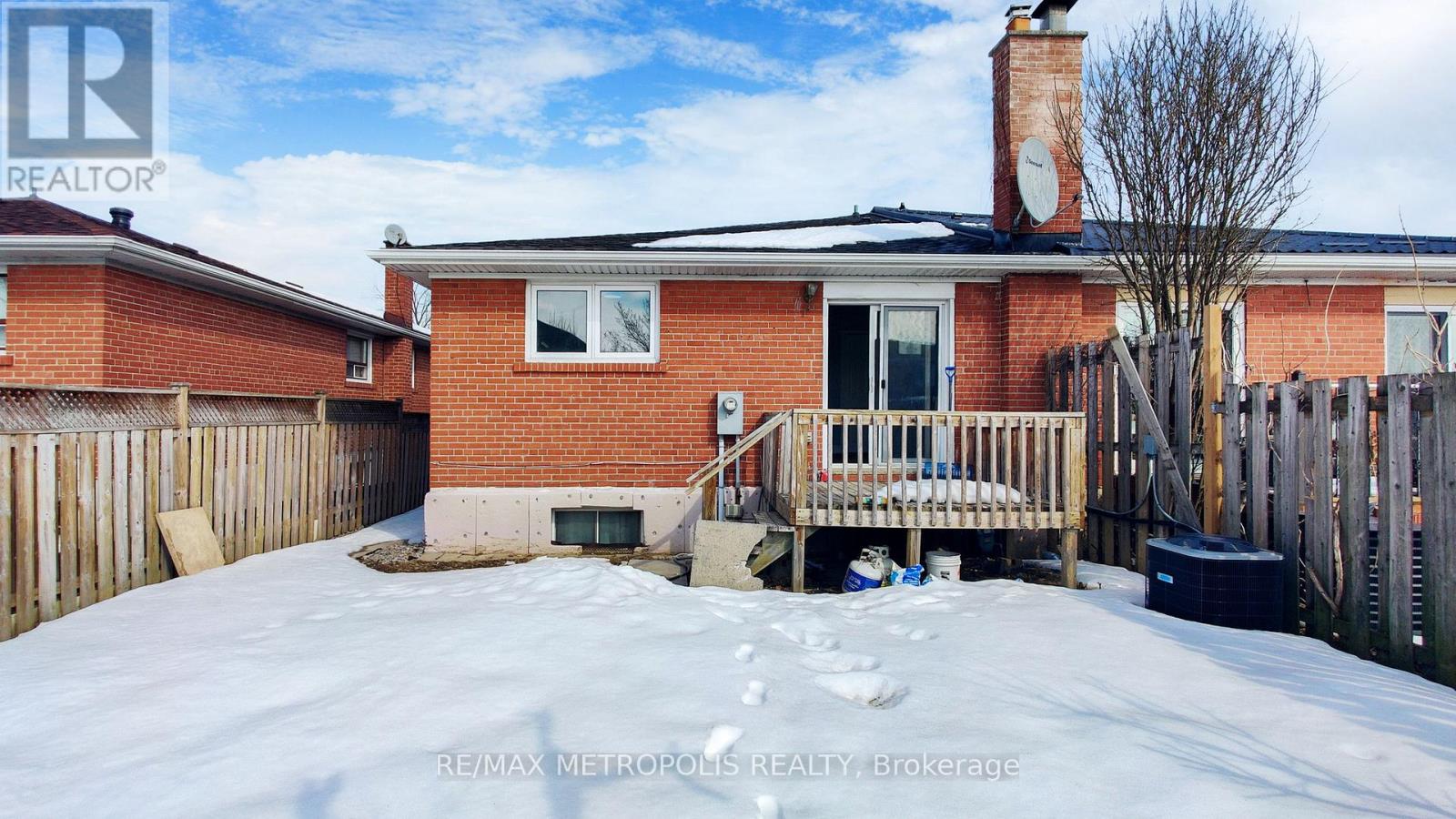Upper - 3254 Fieldgate Drive, Mississauga, Ontario L4X 2H7 - Photo 38 - W13664326