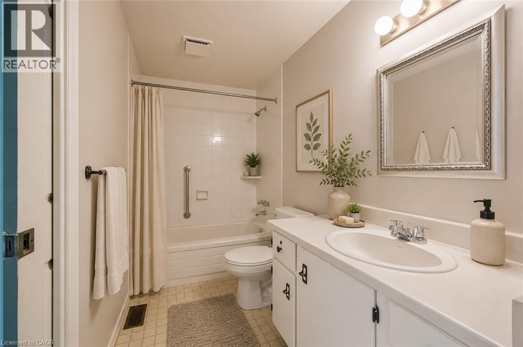 477 Beechwood Drive Unit# 4, Waterloo, Ontario  N2T 1H8 - Photo 23 - 40852314