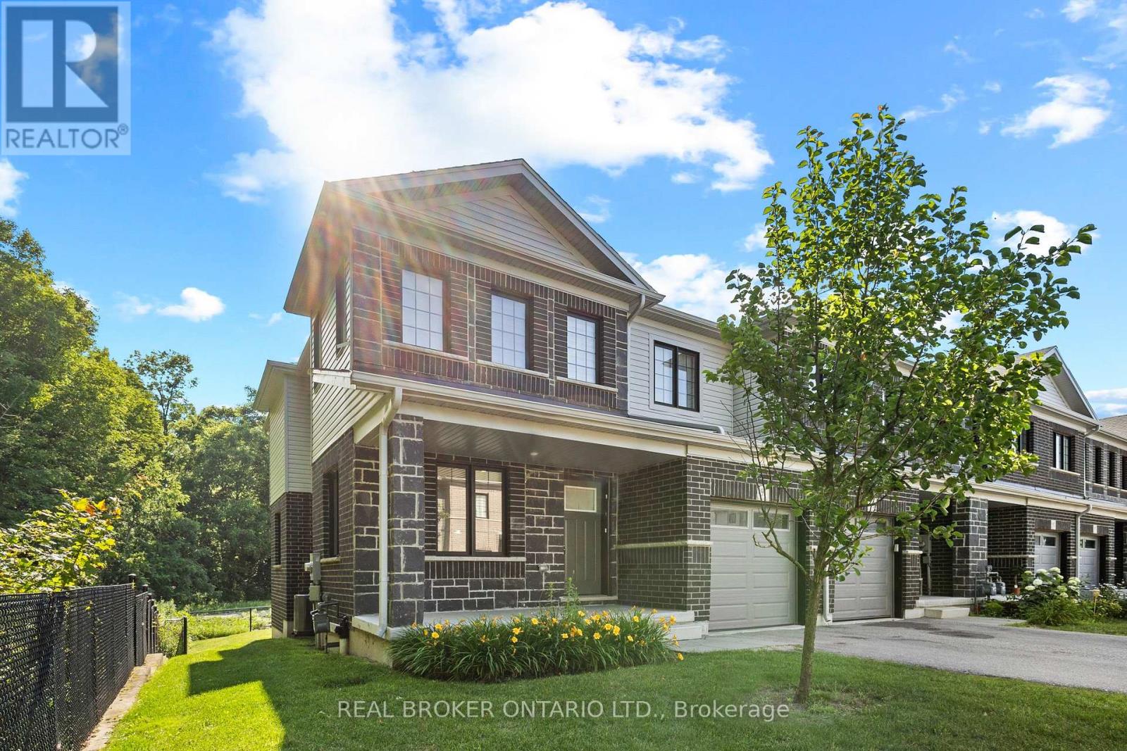 91 Woodedge Circle, Kitchener, Ontario  N2R 0P8 - Photo 1 - X13664214